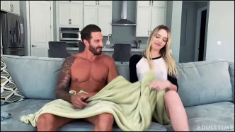 ModelTime TheRoommateDilemma S01 KennaJames QuintonJames 4k J videó