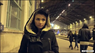 Brunette Caprice Sucks Like A Pro 1080 vídeo