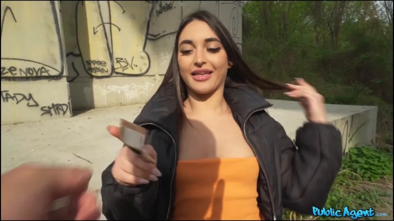 Italian Brunette Lost Her Phone 1080 Video