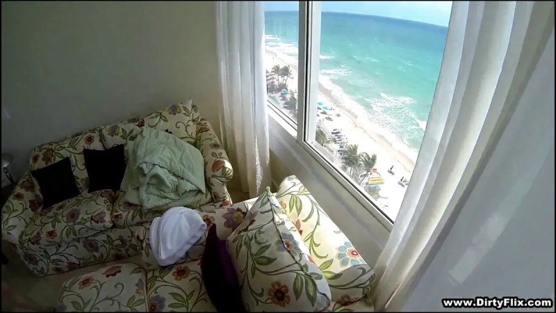 FUCKING GLASSES  025 Fucking Random Vacation Hottie vidéo