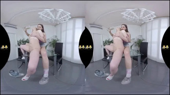 ViPissy Amanda Clarke Barbara Bieber We Take Turns Bonus Vr J video