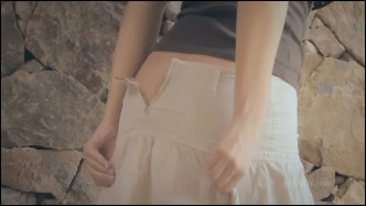 FemJoy E434 JOSEPHINE FemJoy ChillingZone J βίντεο