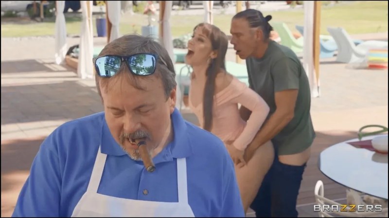 BrazzersExtra New Neighbor Gets Oily Anal J видео