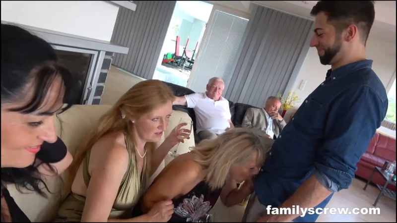 Family Screw  Welcome To Our Fucking Family Part 1 J βίντεο