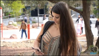 BralessForever 2021.01.XX Rilee Rilee Green Shirt J Video