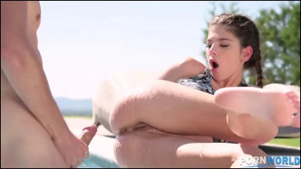 PornWorld Wet And Wild Anal Lovers Pool Party GP1686 J videó