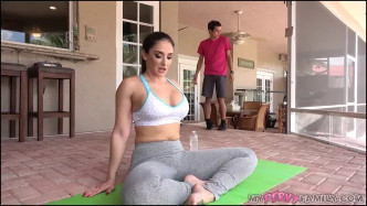 StretchingMomOut S01 SheenaRyder RickySpanish 4k video