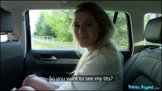 PublicAgent.16.12.23 Agnes White видео