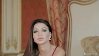 2015.07.12.burgundy Hottie Milica видео