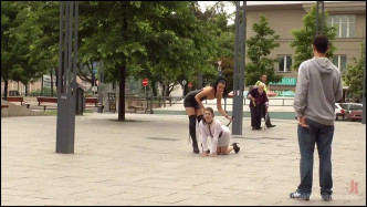 PublicDisgrace 38324 Lucia J videó