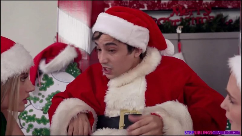 Stepsiblingscaught Stepsister And Her Friends Want Dick For Christmas 3840 video