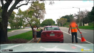 RoadsideXXX Nola Exico Finds A Creative Location To Fuck The Roadside Guy J vídeo