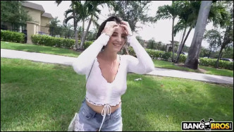 BangBus Peter Green,La Sirena 69 Pierced Nipple Girl Gets Fucked Hard J 비디오