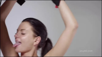 Joymii Stacey Lutro NoEscape J βίντεο