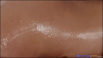 MassageRooms Fitness Beauty Has Intense Orgasm J 비디오