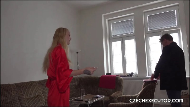 CzechExecutor Wild Sex With Horny Executor J videó