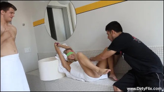 TRICK TOUR GFF 002 Fucked For Stealing From A Bf J vidéo