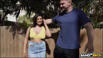 BangBus Jmac,Nola Bell Faiyez Slutty Tourist Fucks For Extra Cash J video