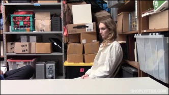 Shoplyfter Daisy Stone J video
