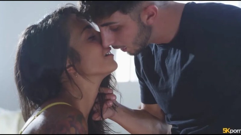 5Kporn Anita's First Time J video