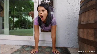 BrazzersExtra Botched Doggy Door J video