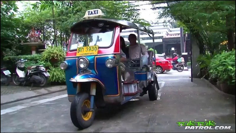 TUKTUKPATROL Pla J vidéo