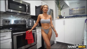 MyDirtyMaid Brian Omally,Babi Star $1000 To Clean The Dick J video