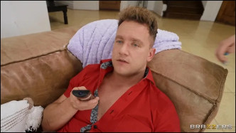 Big Natural Bedbound Babe Begs For Boner 2160 video