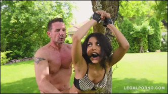 PornWorld Flexible BDSM Slut Roxy Lips Gets Cuffed, Stuffed & Fucked Hardcore GP039 J βίντεο