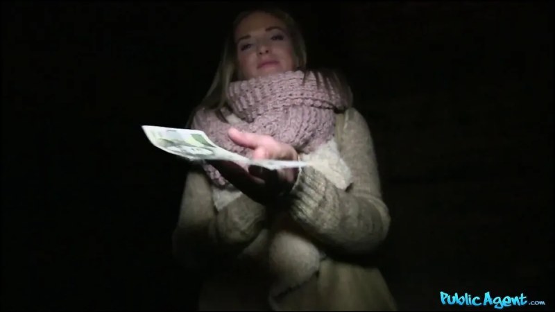 PublicAgent.14.12.30 Vinna Reed video