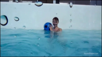 Wowporn Beata SeamaidHunter J wideo