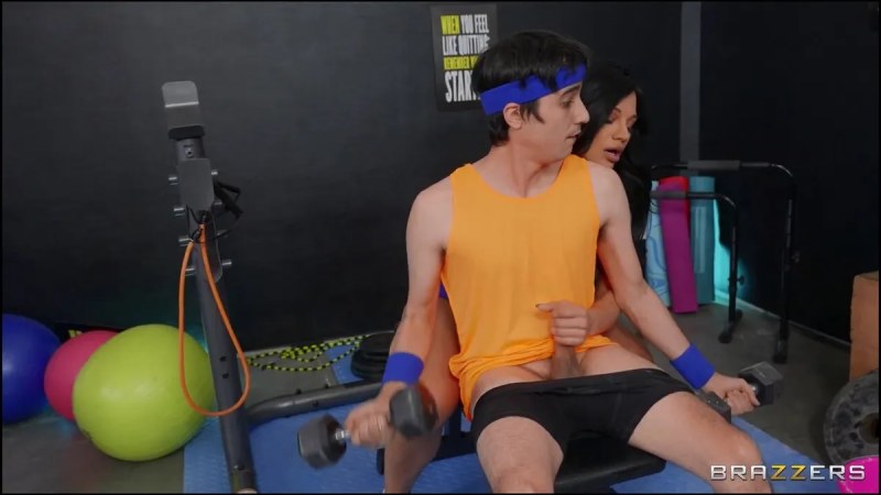 BrazzersExtra Superset Anal Workout J video