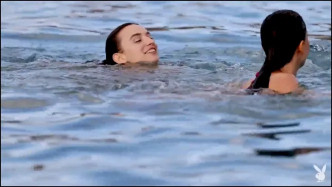 Playboyplus.19.05.01.gloria.sol.and.sofi.ka.poolside.play video