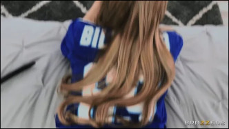 The Squirting Streamer 2160 video