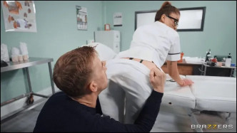 DoctorAdventures The Deepthroat Doctor Is In J vídeo