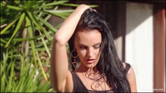 2015.08.05.cloud Nine Ashleigh Hannah video