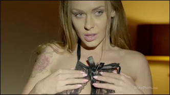 Wowporn KatarinaMuti Escorted J video