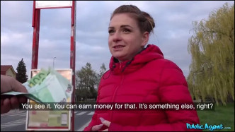 PublicAgent.19.05.07 Mila Fox video