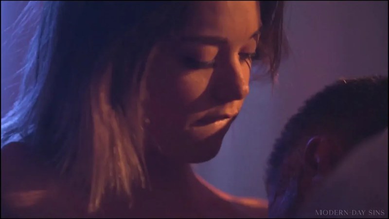 ModernDaySins.22.01.01.Anny.Aurora.Idle.Fantasies.Stay.The.Night. J video