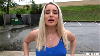 Curvy Blonde Rides Dick In Garage 1080 vídeo