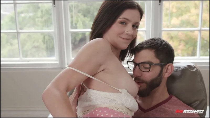 NewSensation Swinging Neighbor Rosalyn Gets It J wideo
