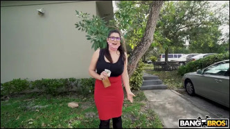 BangBus Tyler Steel,Laila Lust Gold Digger Hops In The Bus J vidéo