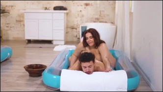 NuruMassage.22.03.11.Natasha.Nice.Going.Halfsies J video