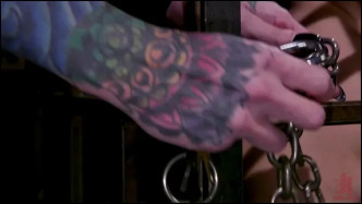 Caged Heat  Chelsea Marie Uses Up Her Caged Sex Slave Violet Monroe видео