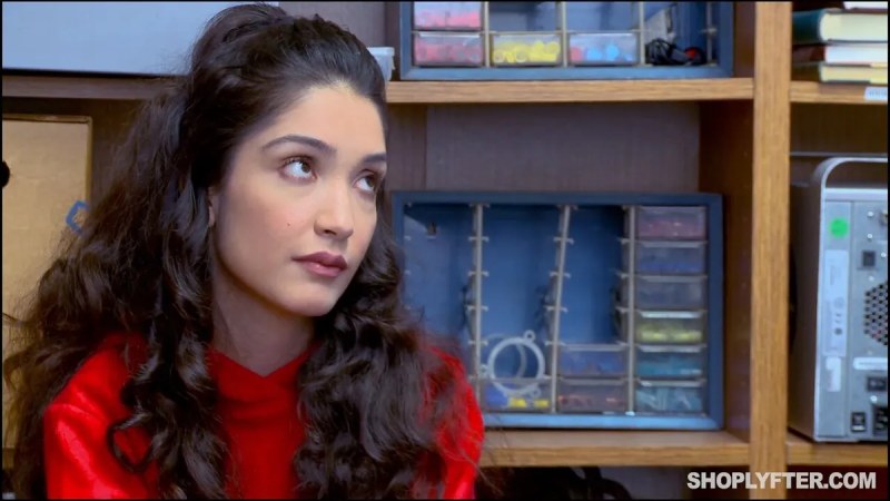 Shoplyfter Jericha Jem J video